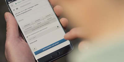 Smartphone zeigt die Benutzeroberfläche der ProLine App.